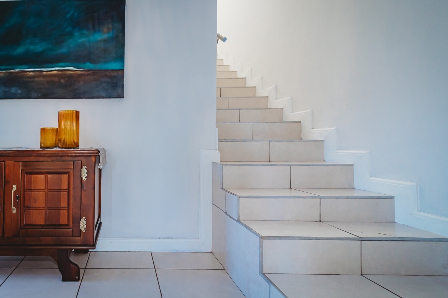 4 Bedroom Property for Sale in Kraaibosch Manor Western Cape